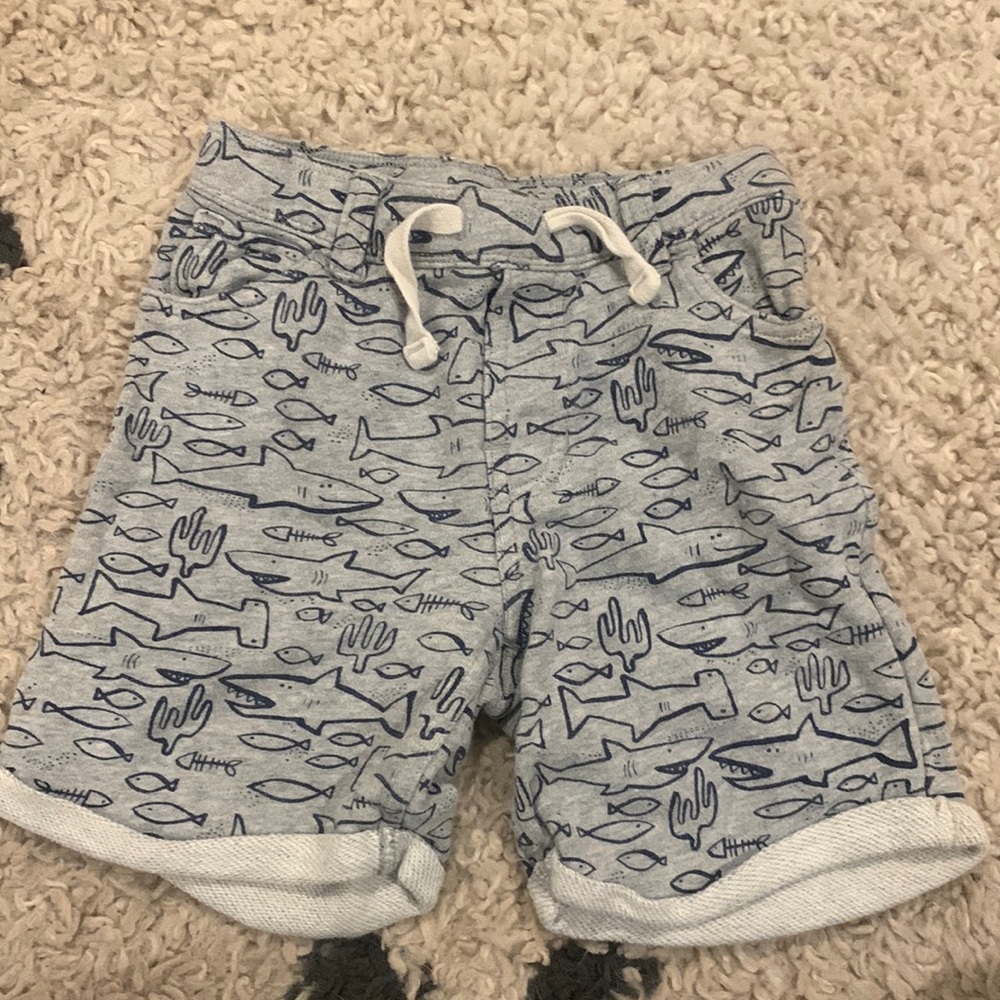 Gap knit shark shorts